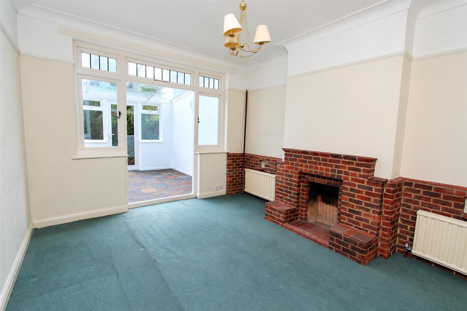 Redford Avenue, Wallington